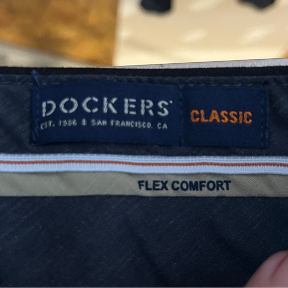 Dockers Black Classic Fit Signature Khaki Pants 38x29 - Picture 6 of 10